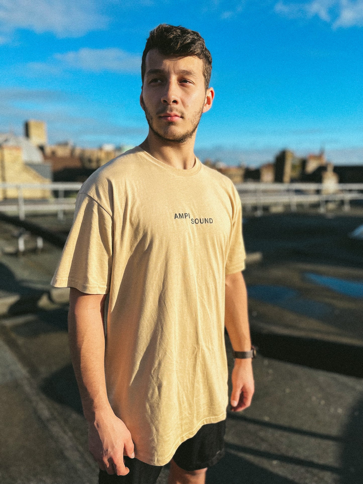 AMPISOUND // SAND TYPO TEE